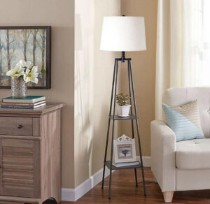 Farmhouse Floor Lamp With Table